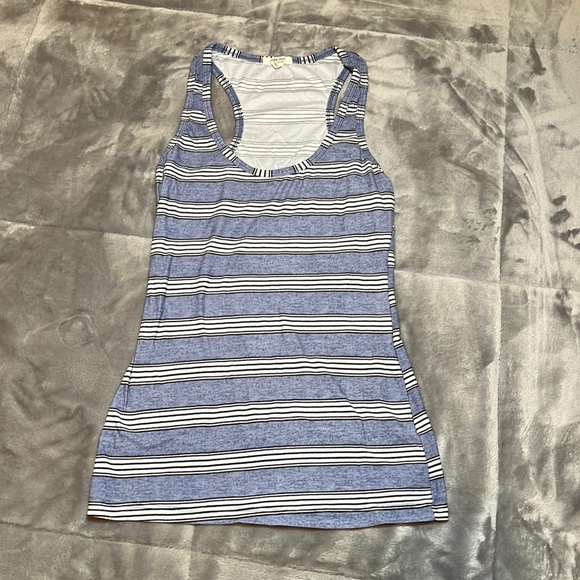 Tank top - Picture 1 of 3